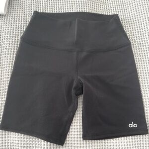 Alo Yoga high waisted biker shorts